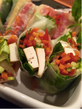 HealthCodeIAM's tweet photo. Make fresh springs rolls &amp; dip in @Hummusphere Triple Sesame Ginger Dressing #hummusdressing  #dressitup #yum https://t.co/tp4vFzoLt1