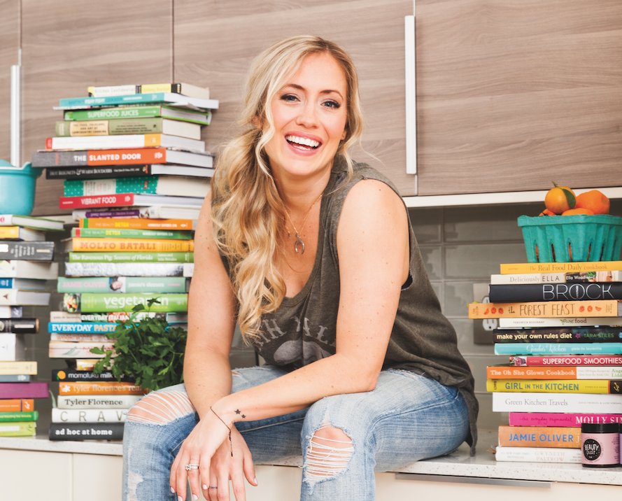 StantonCompany's tweet photo. Looking for a weekend read? Grab a copy of @KathrynBudig’s #AimTrueBook from @HarperCollins: https://t.co/REb5v7M8dT https://t.co/3Yby4fJmp2