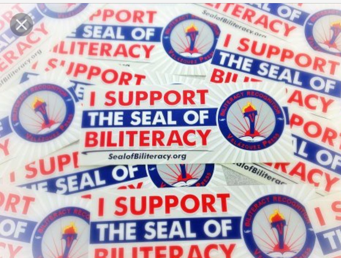 hispanic4chnge's tweet photo. Florida moving forward w/ Seal of Bi-Literacy for students fluent in an another language https://t.co/lr4fI9QLSb