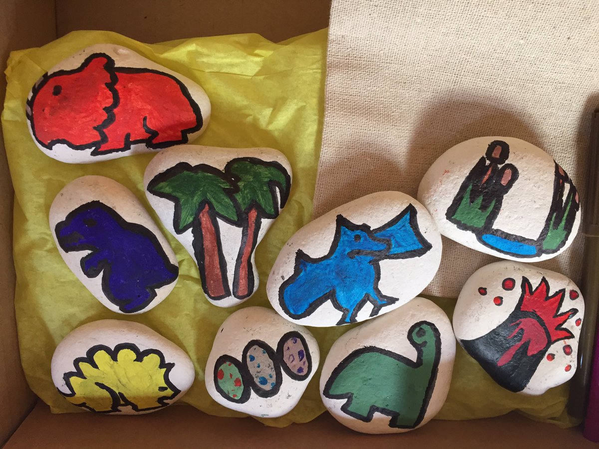 LboxLearners's tweet photo. NEW for 2016 - Story Stones - superheroes, dinosaurs. All come with stone pouch, story cards, story map, dice... https://t.co/ARADObmrv1