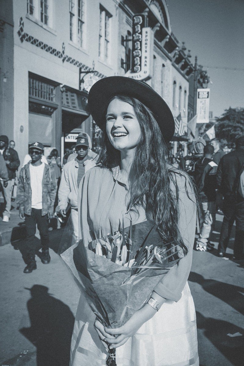 BigEastSilver's tweet photo. I interviewed the talented singer/guitarist @DemiLouiseMusic at #SXSW2016 https://t.co/5RN95rktTS https://t.co/GwWgCRMMhb