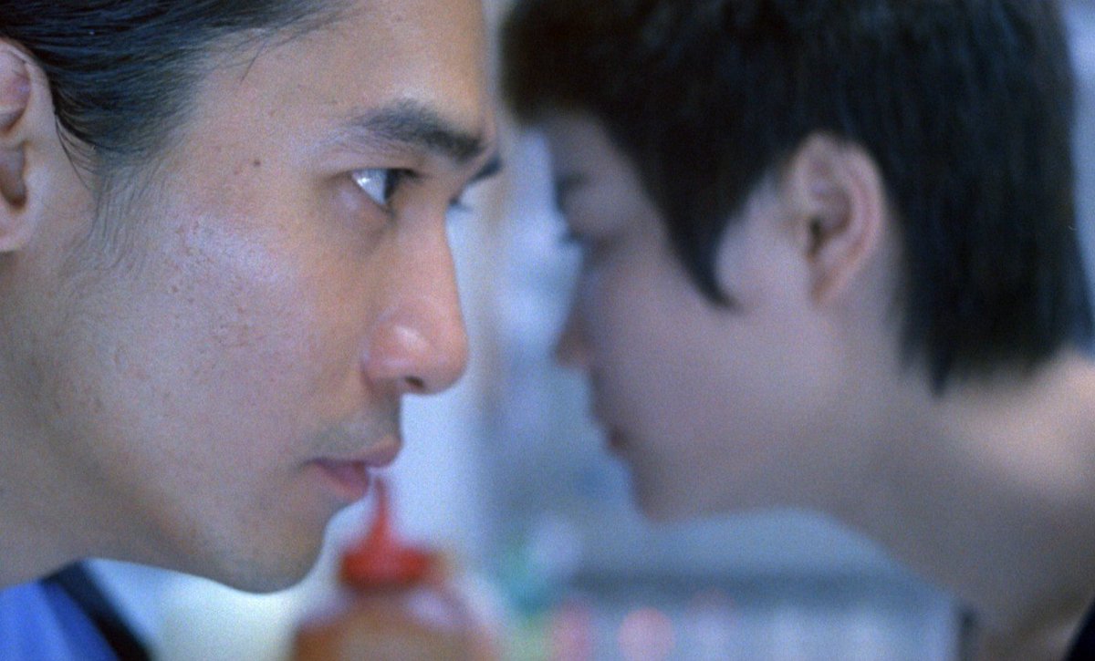 CHUNGKING EXPRESS (1994) DoP: Christopher Doyle, Wai-keung Lau | Dir: Wong Kar Wai | bit.ly/22PNw0X