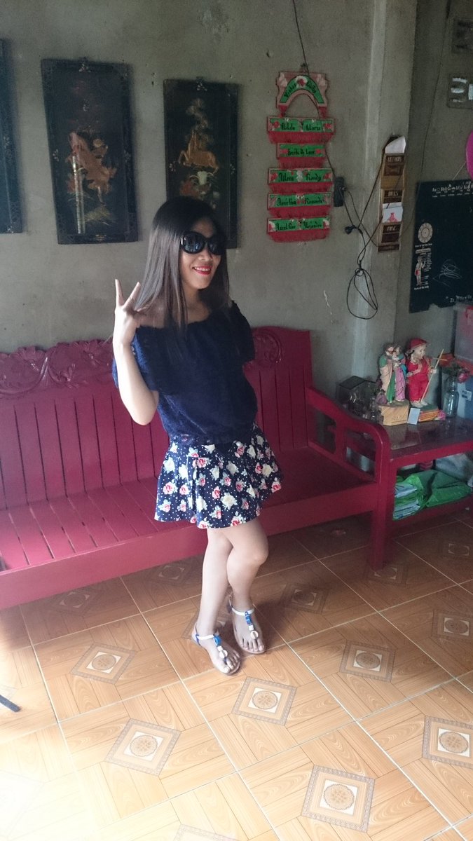 Zhadez on..vOw..😜👉👀👈👓💋💄👅