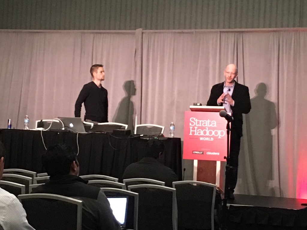 cloudsommelier's tweet image. @matthewglickman @bigdata @strataconf @SnowflakeDB @CeltraMobile just started!!! #elasticDW