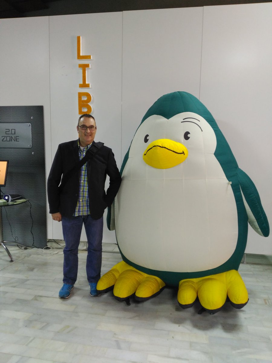 NuriaStatgirl's tweet photo. Genial organización #DFD2016 #DFDCAPDER un lujo haber podido participar y fantástico compañero de viaje @Makova65 https://t.co/O0pMuV2eao