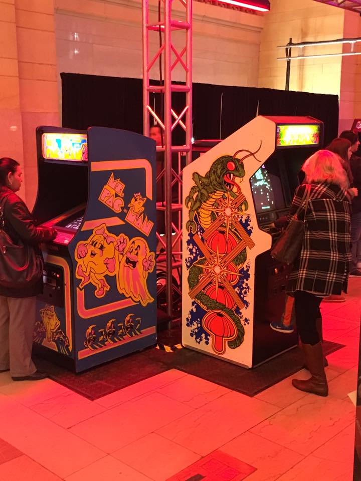 Meridian_59's tweet image. What Train?  @AMC_TV #grandcentral #GameDevHumor #GamersUnite #retro #arcade #photography (photos Keith Backer)