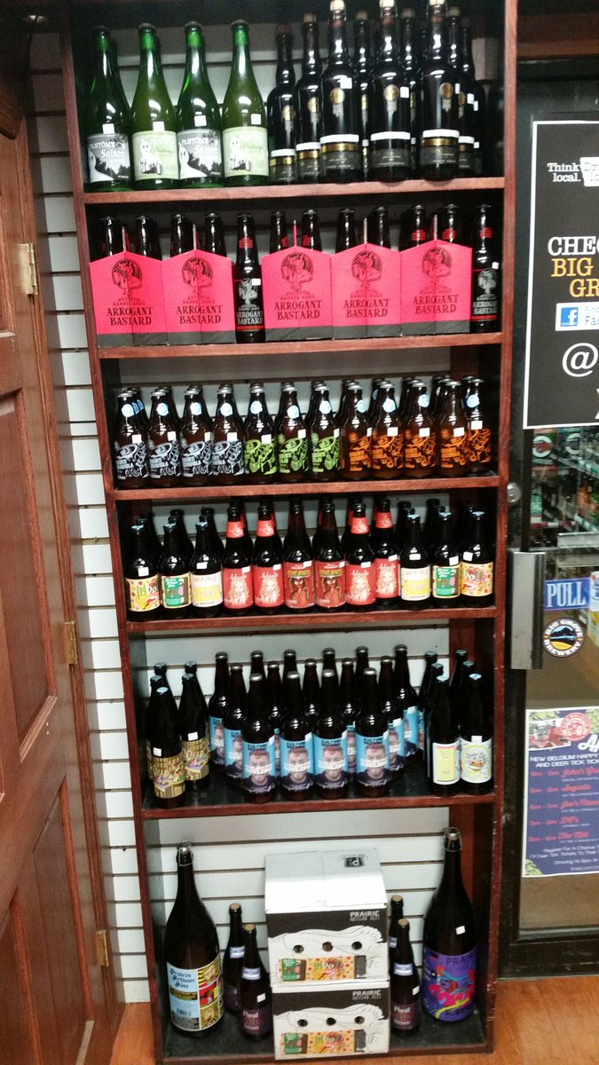JohnsGrocery's tweet photo. New beers in today from our friends @AbuNawasBev.  #fantome #troismousquetaires #waybeer #RyanandtheGosling #Panil https://t.co/Ay7aDRJO9t