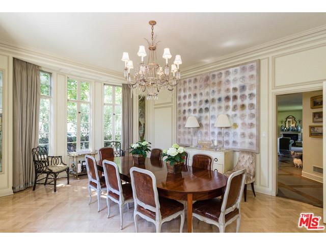 SusanAndrewsLA's tweet image. 363 SOUTH LAS PALMAS AVENUE: FAMED FRENCH COUNTRY MANOR AVAILABLE IN HANCOCK PARK 

luxurylahomes.com/363-south-las-…