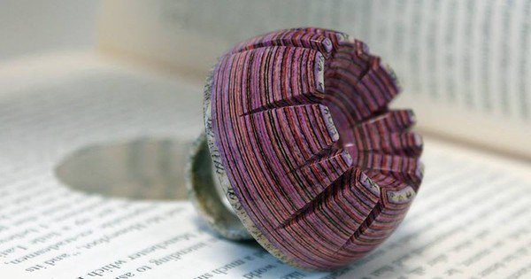 Vintage books reinvented as gorgeous, wearable jewels bit.ly/1q2GioR via <a href="/TreeHugger/">Treehugger.com</a>