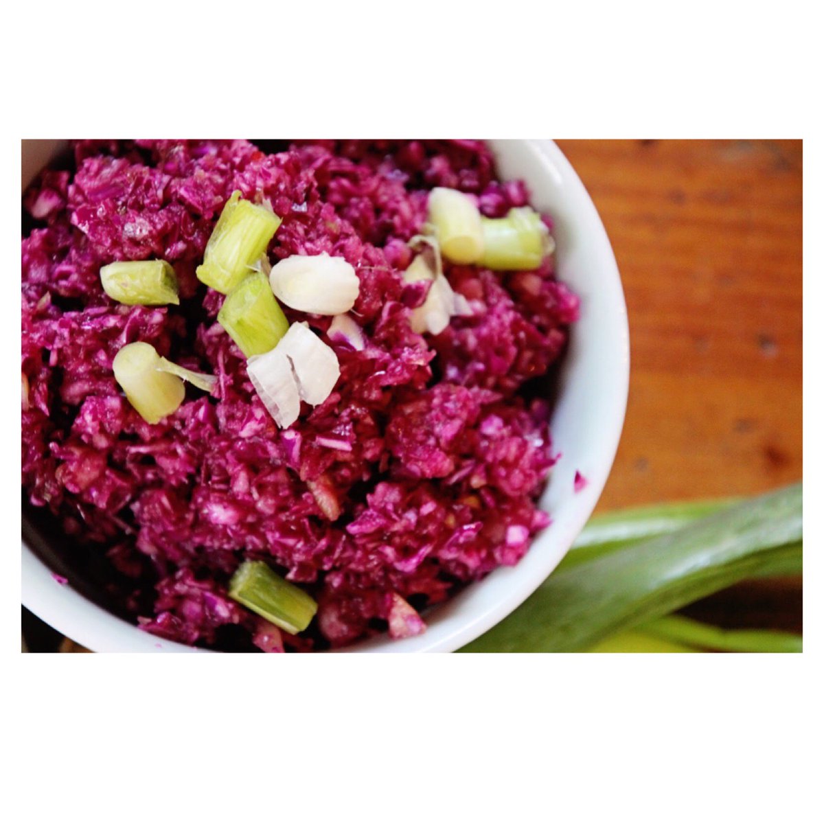 AustenHill's tweet photo. New Post: Sweet and Tangy Red Cabbage Apple Slaw #barbecuesides #yummy https://t.co/0WAKTX9h62 https://t.co/rMVkcfj8Ox