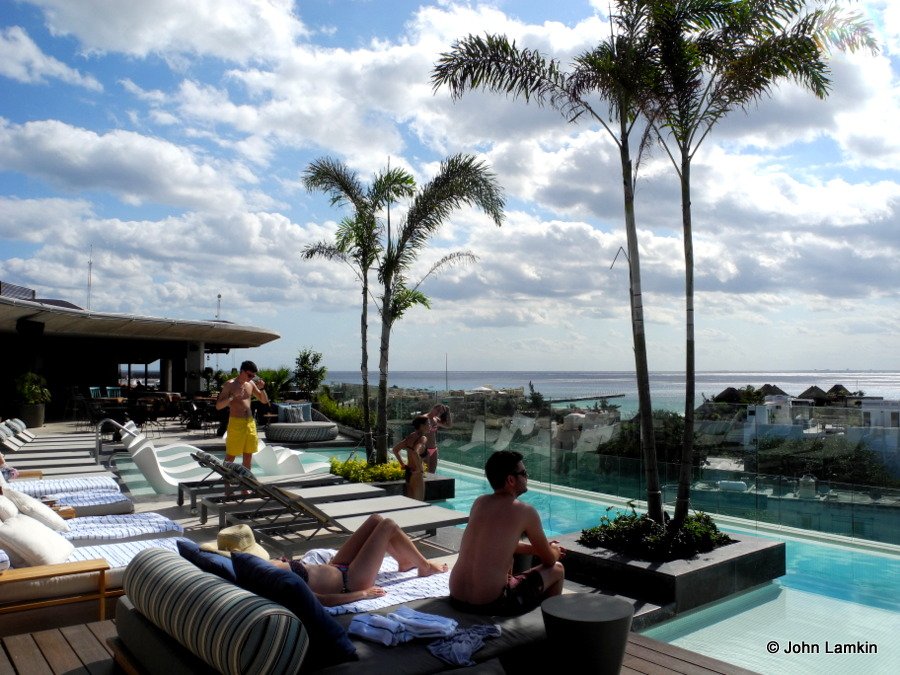 SoulOfTravel's tweet photo. https://t.co/dWtt0YCNY9
#CatchPlaya
#ThompsonPlaya #PlayaDelCarmen #Mexico #travel #ttot
#IFWTWA #FWTmagazine https://t.co/rWP3UWwNGb