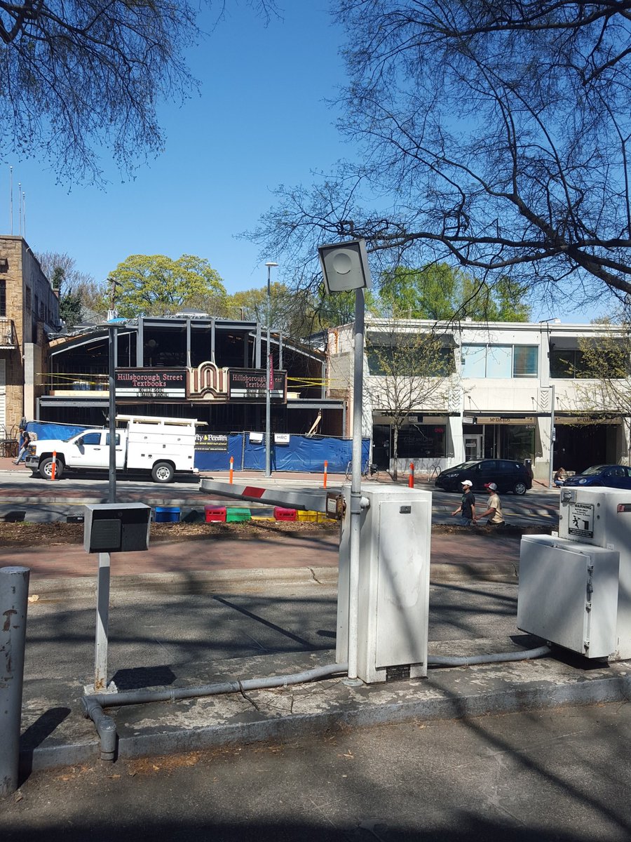 Ballerette's tweet photo. #com257surveillance https://t.co/dlLRFiFVw4