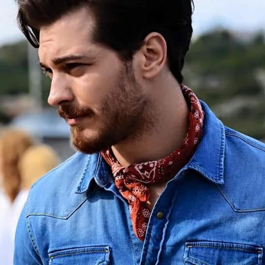 sadecediziler's tweet photo. Çaça ya 🙈🌸 

ÇağataylıColins BizeUyar https://t.co/9r4nlYU0qK