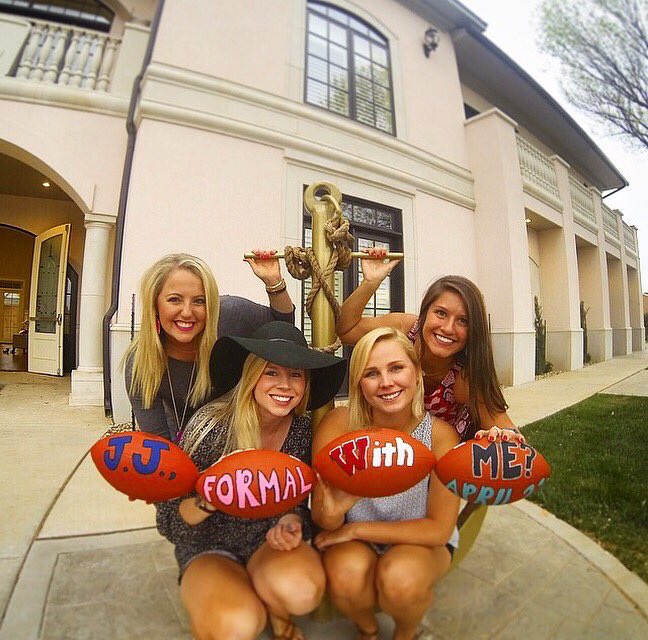 RachelJBryan's tweet photo. @JJWatt @callmechairgirl #WattAreYouWaitingFor https://t.co/f4TVkmTIOM