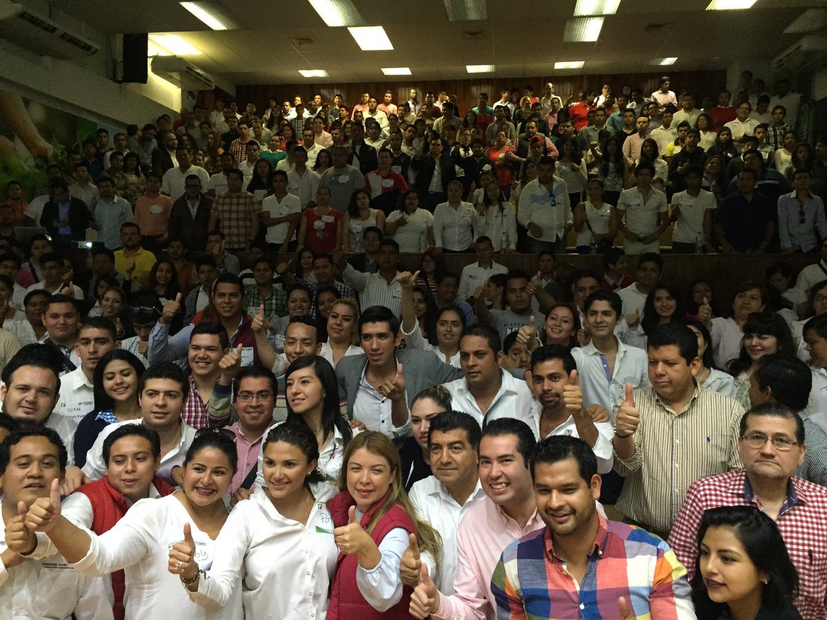 RJXMex_Ver's tweet photo. Militancia priista juvenil veracruzana con @HectorYunes #EstamosListos @Sandro_gomezv #JuntosHacemosMas #LaRED https://t.co/X2gTGQ7mkd