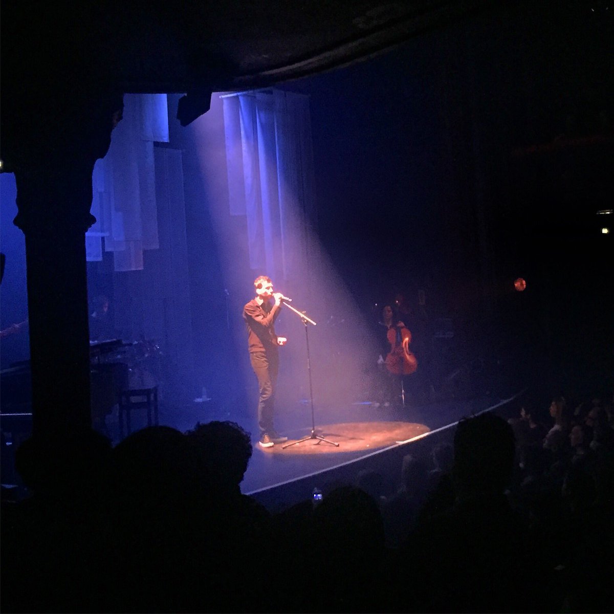 On aime <a href="/AlexBeaupain/">Alex Beaupain</a> <a href="/LaCigaleParis/">lacigale paris</a> !