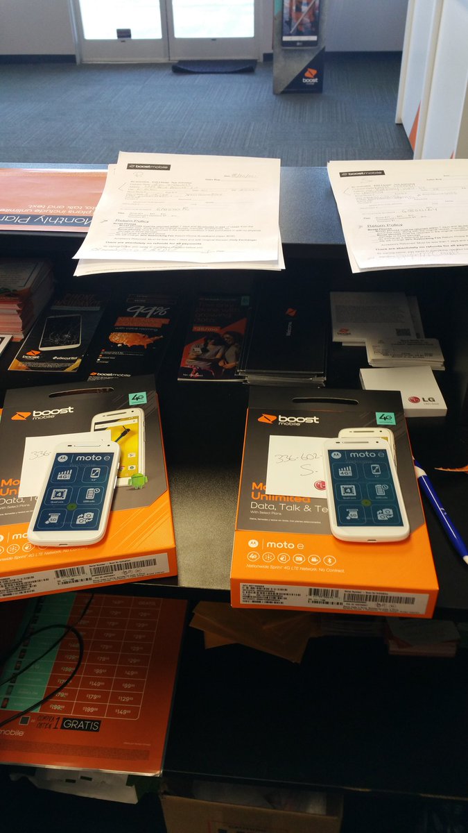Jsalt_Business's tweet photo. Two new line on a family plan with protection @SPGWinston @SprintCarolinas @Actify_KenV @eSecShawn @CK75Enterprise https://t.co/zEha6b2FBG