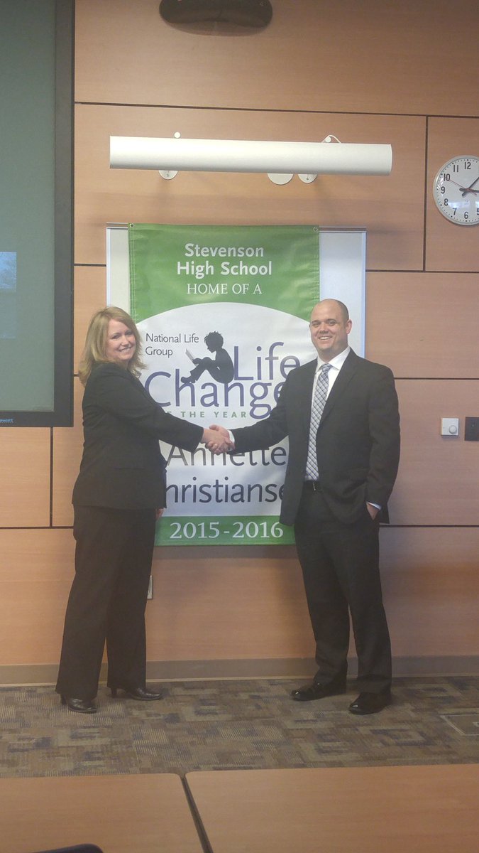 NailsOnaChlkbd's tweet photo. LifechangerAward 2015-2016! https://t.co/aZPWGtGPLS