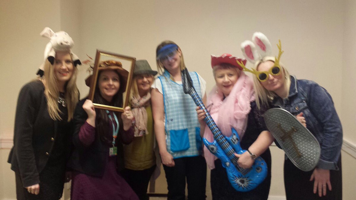 PSSpeople's tweet photo. Here are the @YMHASefton inspirational org of he year in some inspired costume choices #YMHA https://t.co/uAvWWcTFAG