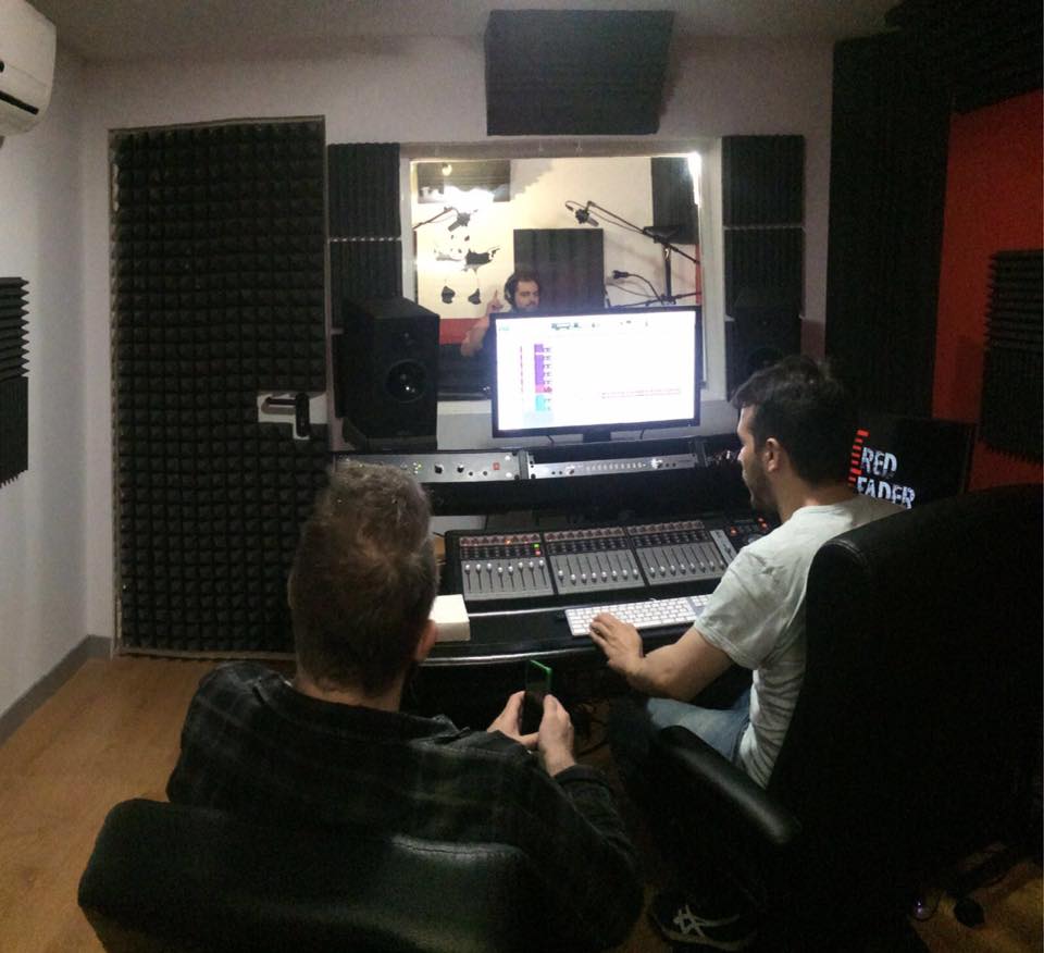 RedFaderStudio's tweet image. Nos encanta que los futuros ingenieros de sonido vengan a realizar sus pruebas y proyectos educativos