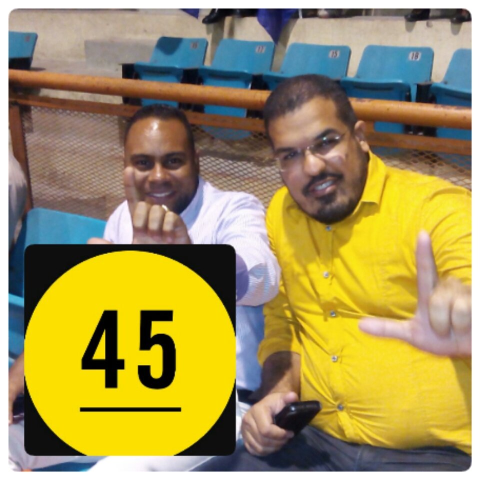 pedroescuela's tweet photo. #SoloFaltan45Dias y en la cara se le ve la alegría a estos lideres de la juventud @giokapel @HMGALVAREZ https://t.co/g8HQnrY8cC