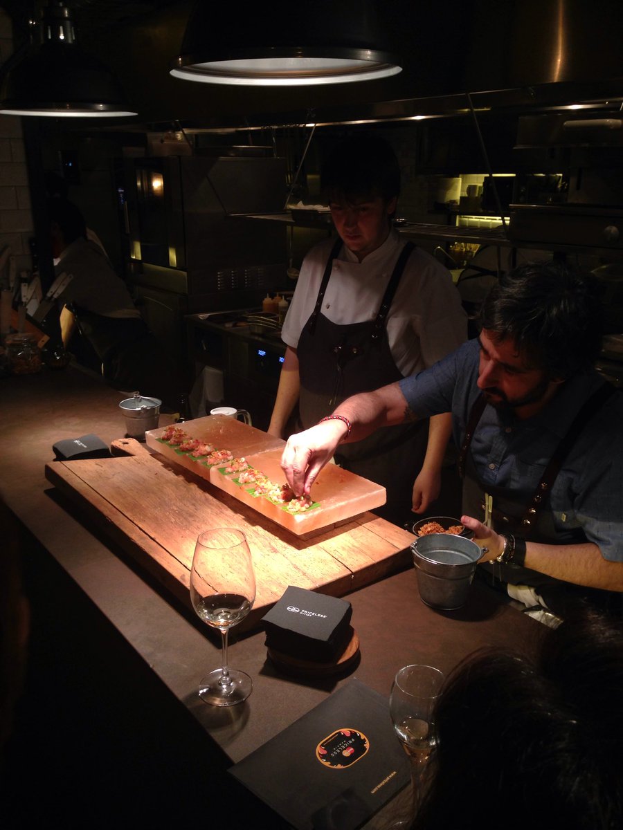 Salivando en muy buena compañía en dstage con #pricelessmadrid