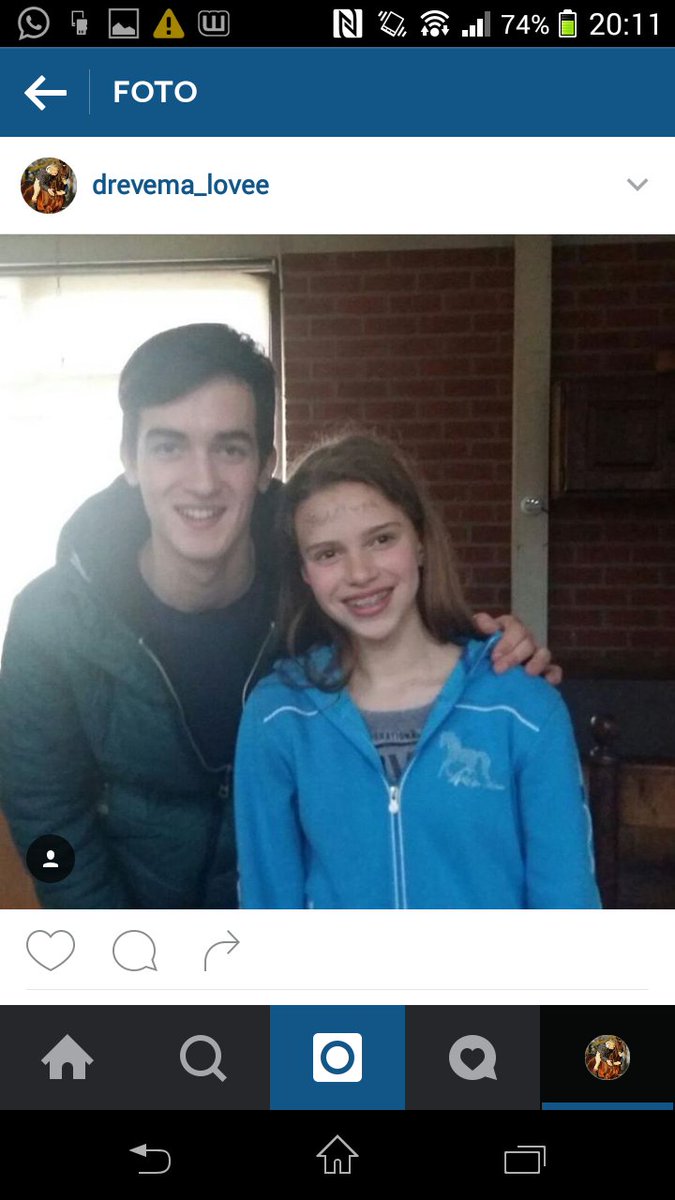 AnoukkDrent's tweet photo. Toch ben ikblij dat k dit hb mogen meemaken❤het was zo wauw om bella en mark te zien same❤ fotocreds to @Droemater_ https://t.co/OW8p4dfHVQ