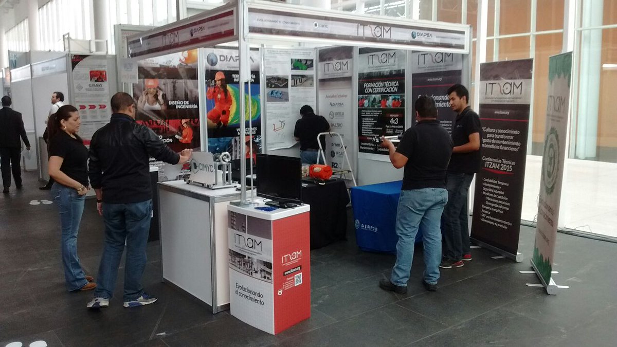 itzam_org's tweet photo. Terminando el armado del stand para el 28 Congreso Nacional ADIAT #SomosItzam @CIMyCMexico @DIAPSA1 https://t.co/wVI26gEsGS