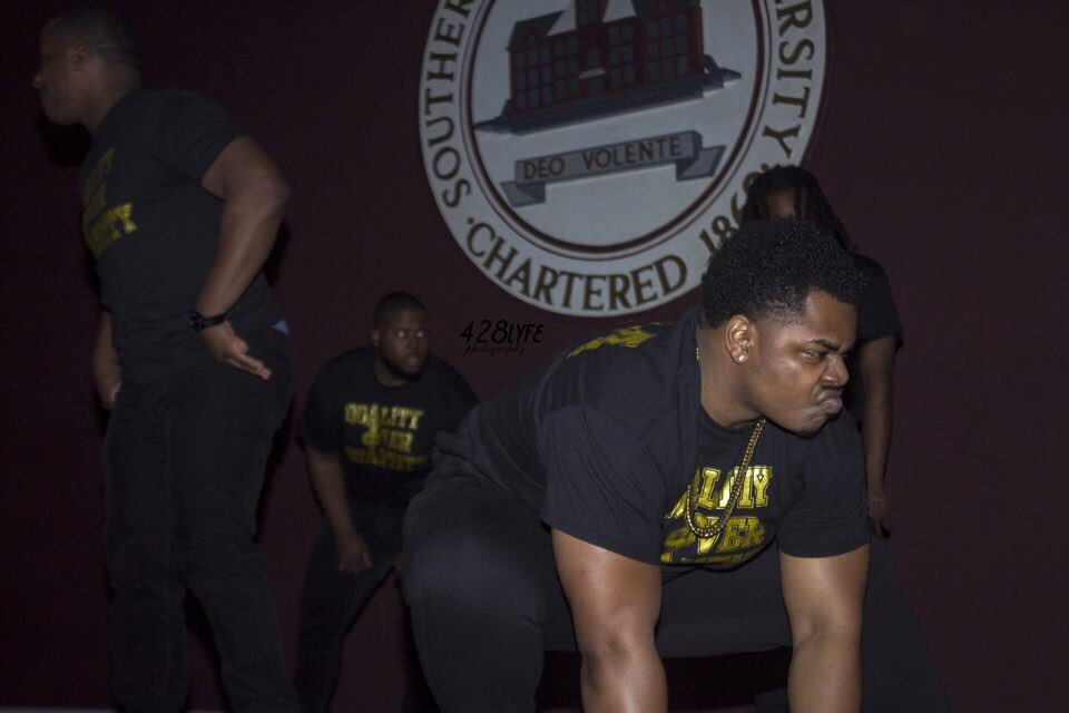 BetaEta1934's tweet photo. Waiting on Alpha week like..... #SIUC 🐵 #TheAPESAintPlaying https://t.co/pvDOcdrxal