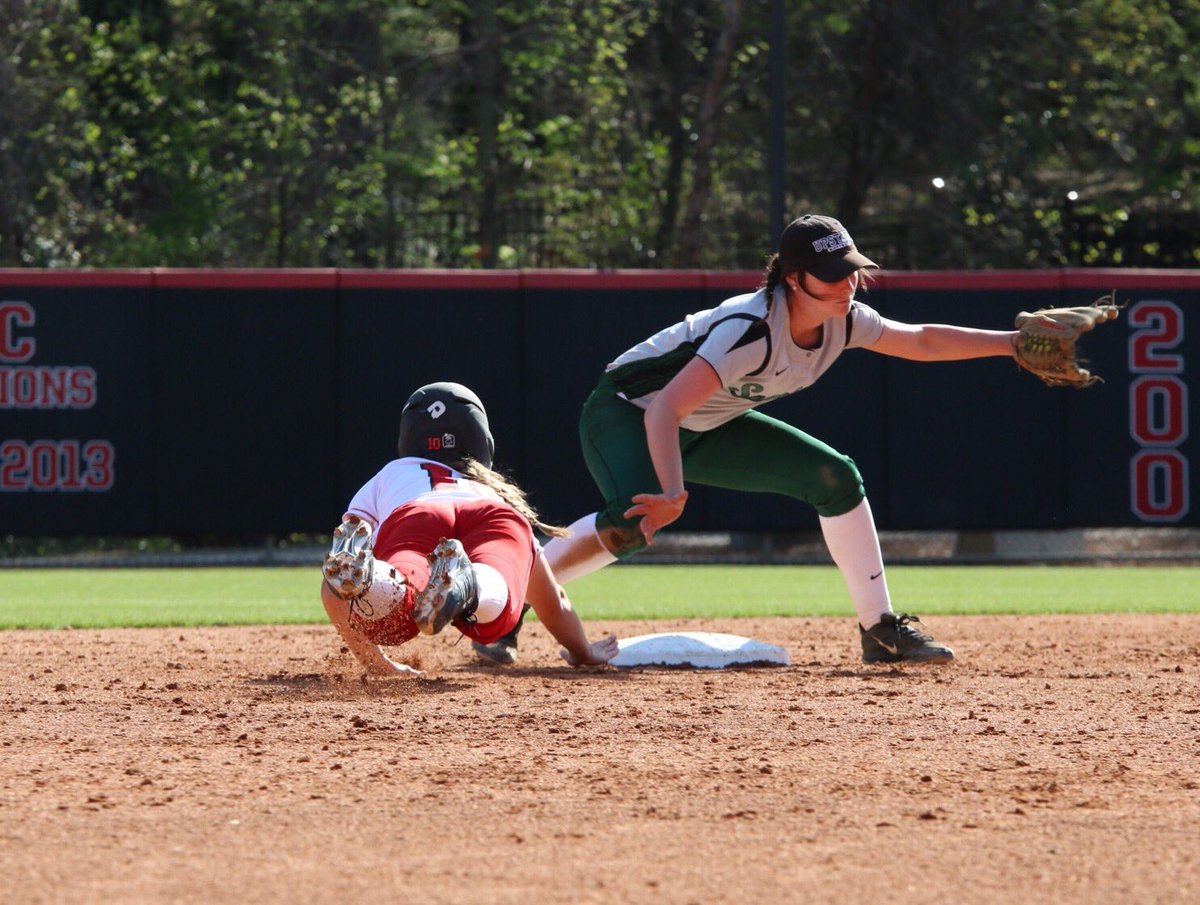 Lblankman's tweet photo. @PackSoftball #PackSB #Safeatsecond https://t.co/4uZrAJz8Mc