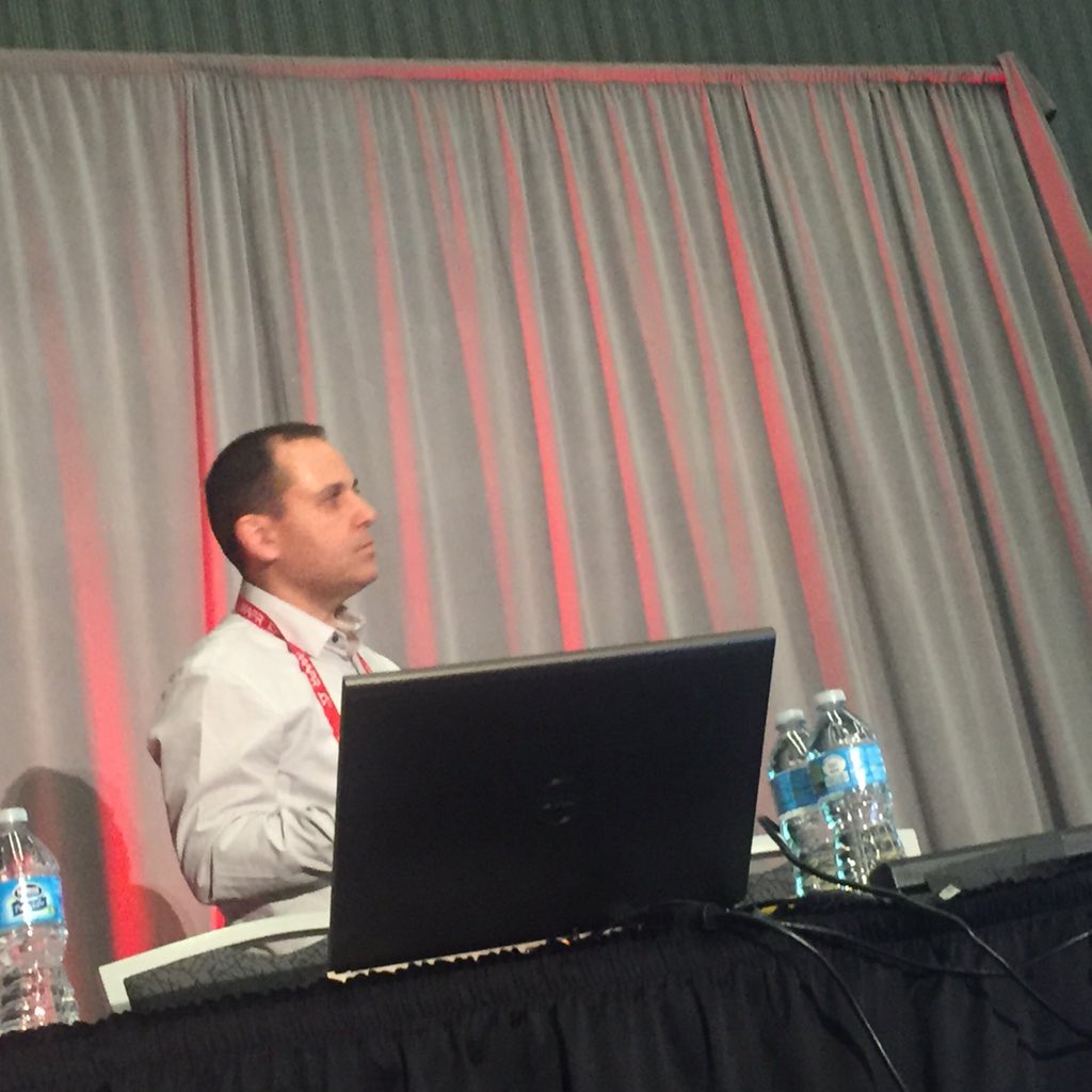 ayirpelle's tweet image. #StrataHadoop #RealtimeStreaming #IoT inside @intel #SmartDataPipe Moty Fania