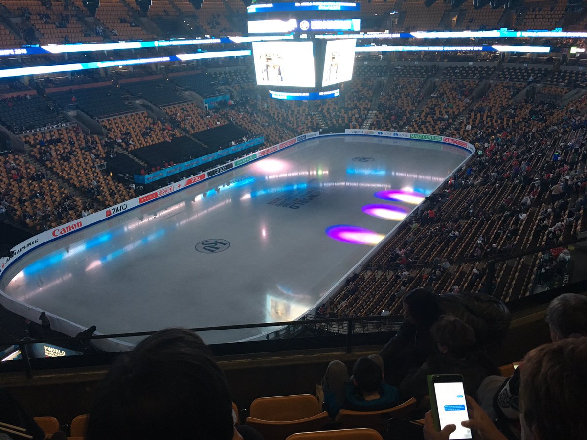 Watching the tweets pop up on the screen! Wonder if this will make it! :) open ceremony #Worlds2016
