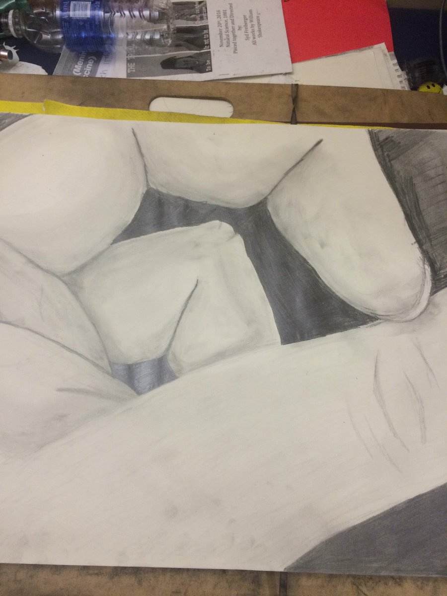 Nmast3229's tweet photo. @griffonramsey #DrawWithGriffon #anatomy
My drawing ๐๐ https://t.co/xziZKn0Gox