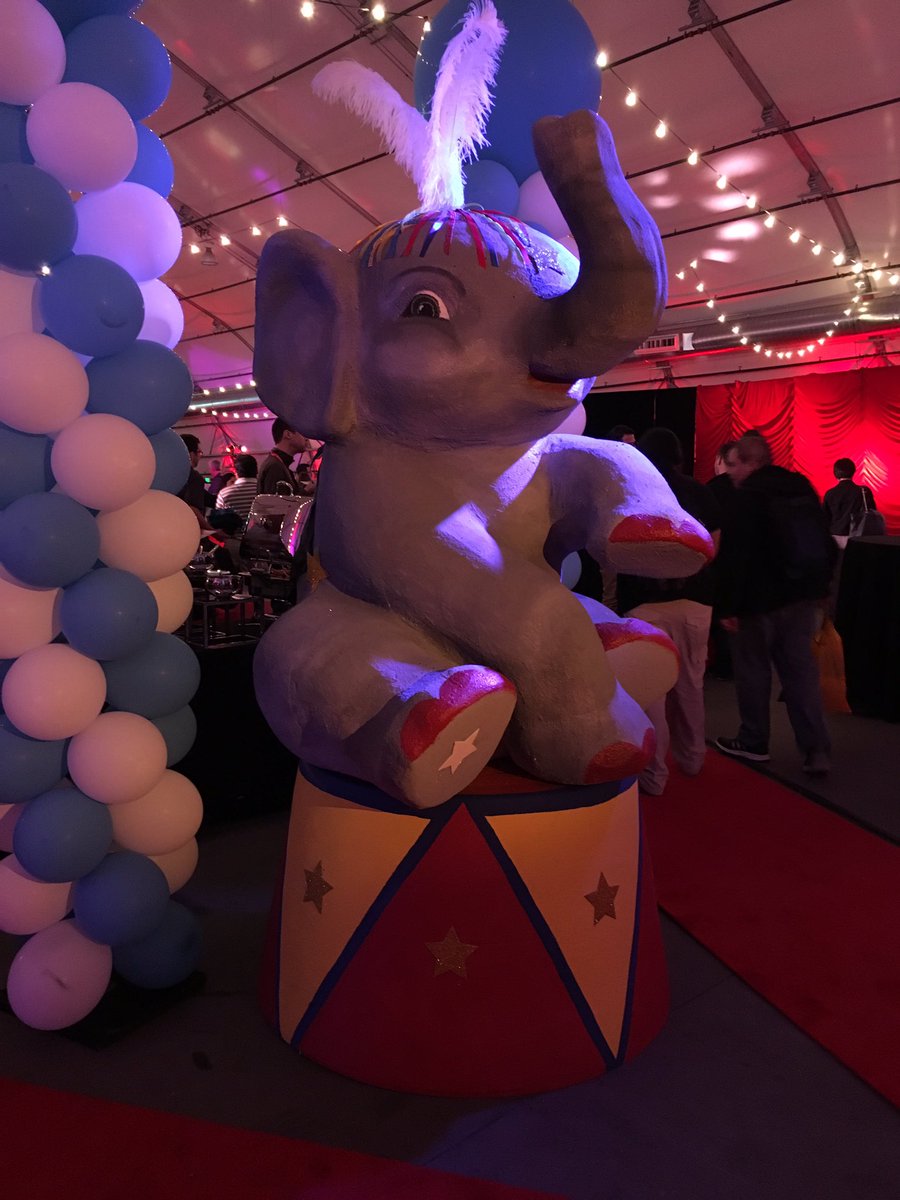 strataconf's tweet image. #StrataHadoop #Hadoop10 #DataAfterDark