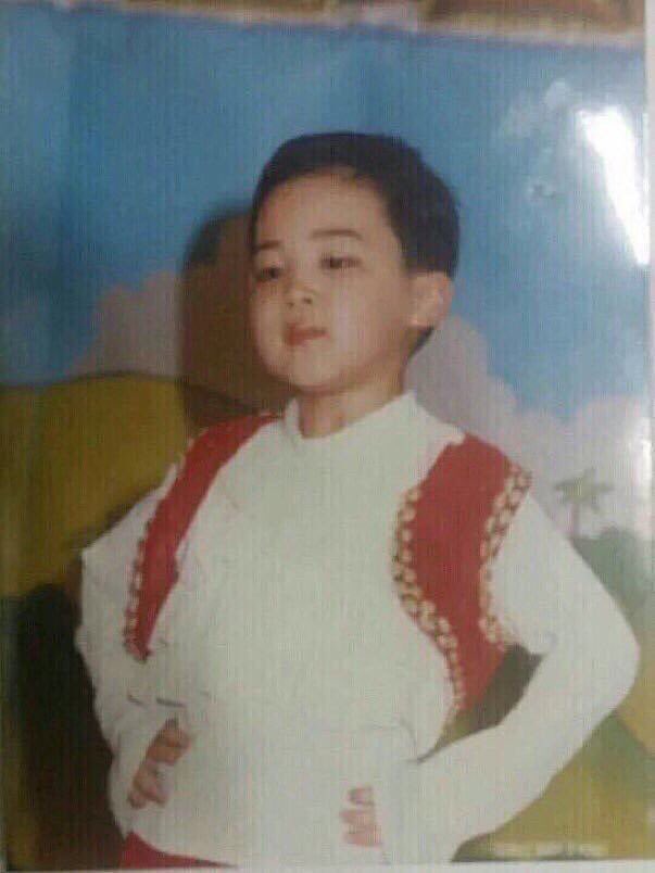 VJimin1's tweet photo. 頭いたーい(ToT)/~~~ https://t.co/Darf1TkxsN