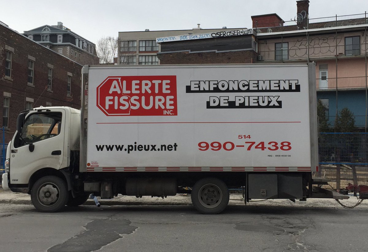 ZoeBarral's tweet photo. Délicieux choix de mots #Montreal #WednesdayWisdom #marketing #geniushour https://t.co/efbwyiVgIi