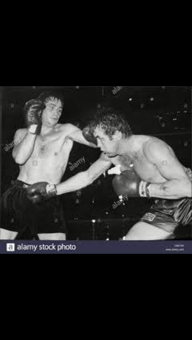 rockyfrankham's tweet photo. Two great worriers in action https://t.co/RvosNuolOP