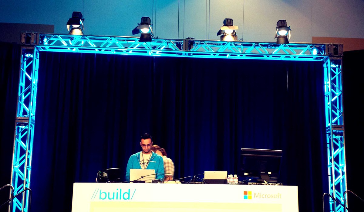 jeffemartin's tweet photo. Great sessions today at #Build2016 https://t.co/LzXtDLz2RT