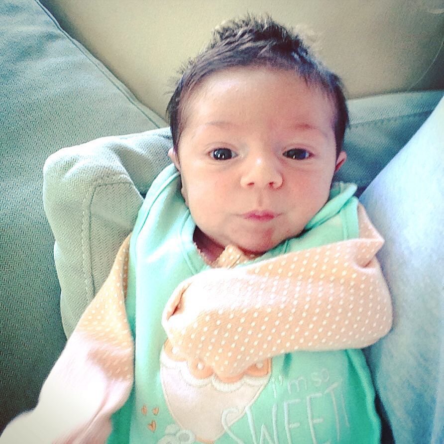 BBrut333's tweet photo. My little lady #AutumnHazel #SoSweet #WCW 💕🎀💕🎀 https://t.co/UcATp1E5V7