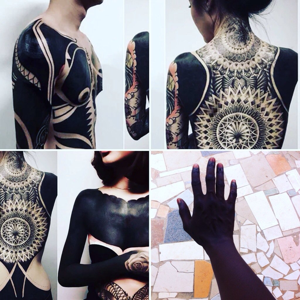 Tatuaggi Blackout, ultima Moda Tatoo "esagerato" in Italia
