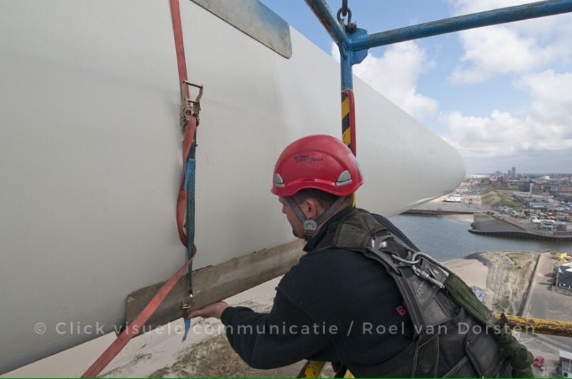 Clickvc's tweet image. Deze foto maakte ik op hoogte in Scheveningen. Voor een indruk van mijn werk ga naar clickvc.nl.