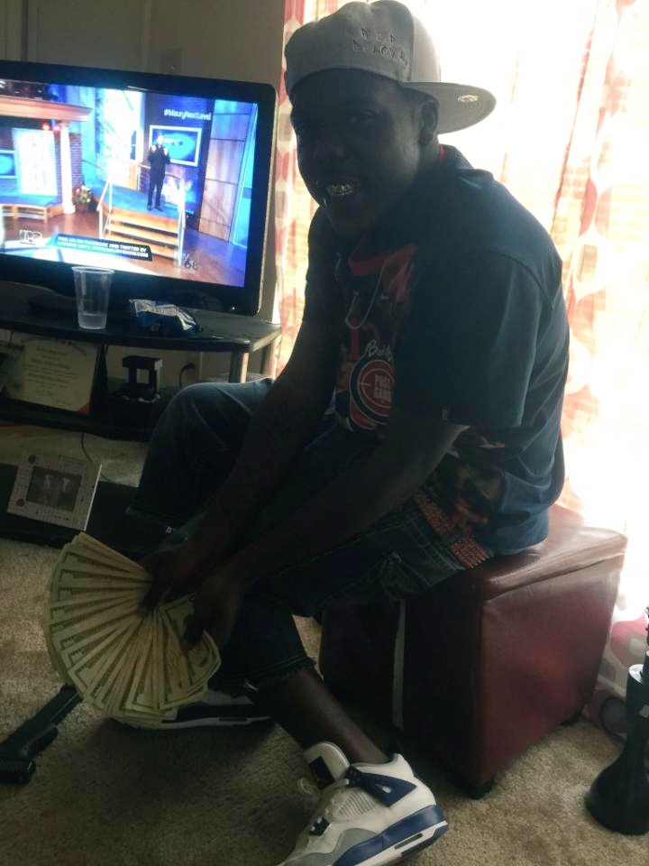 ReggieYNIC's tweet photo. I'm Outchea Ten Toes Down Y.n.i.c Free @frizzop_ #RipDlova https://t.co/zhKCxZ0e36