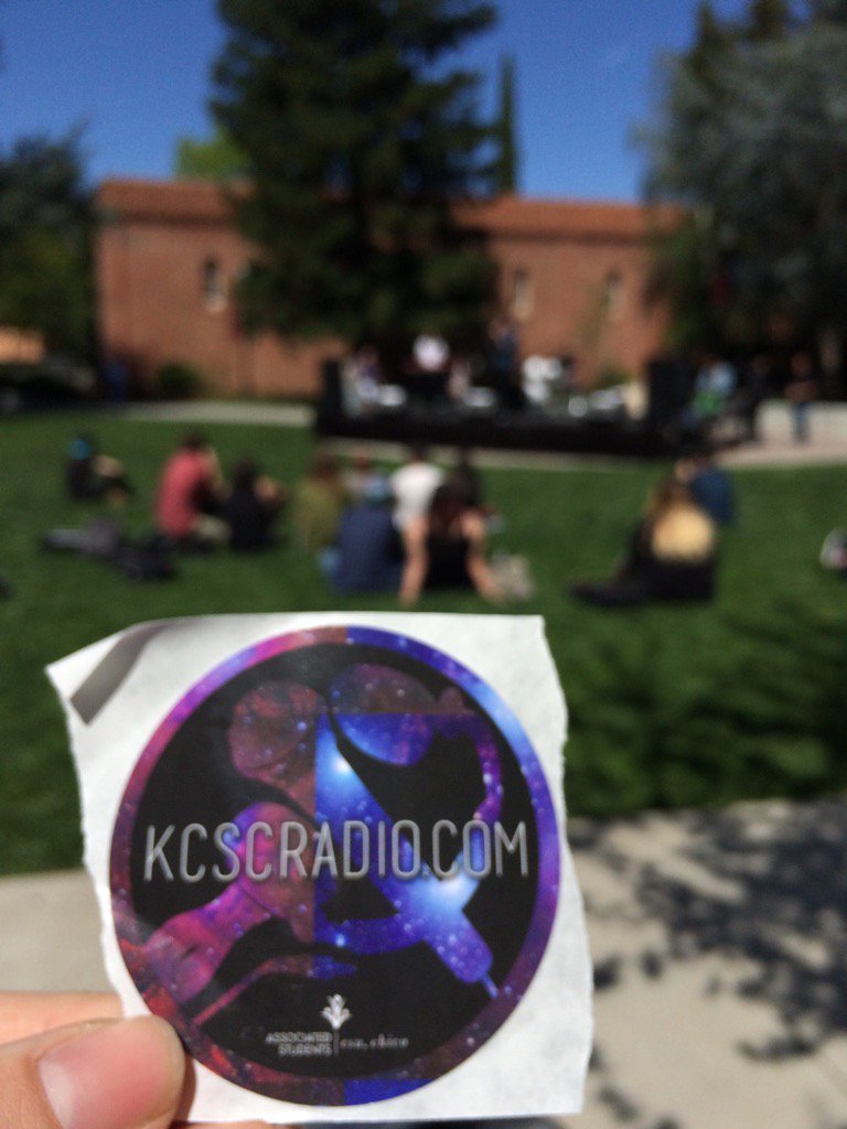 GrinAndBaret's tweet photo. Beautiful weather & great music. Thank you @asprochico!#greatday #kcscradio https://t.co/2EvFWYaBZO