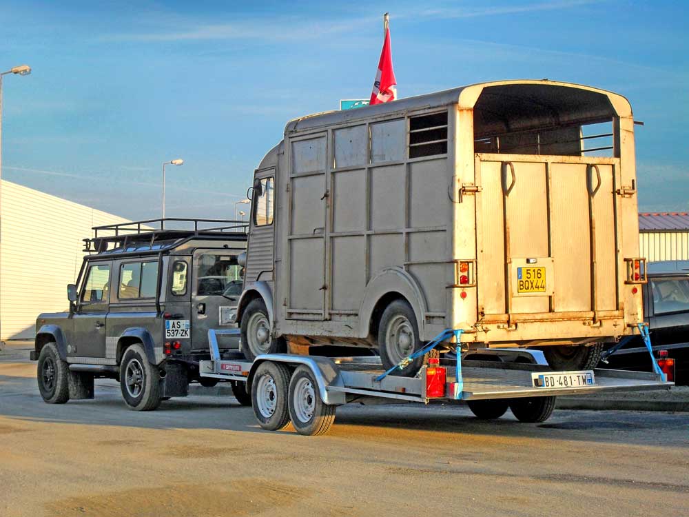 #ThrowbackThursday <a href="/CitroenUK/">Citroën UK</a> <a href="/FrenchCarGeek/">FrenchCarGeek</a> #camionette #betaillere #formidable #carrosserie