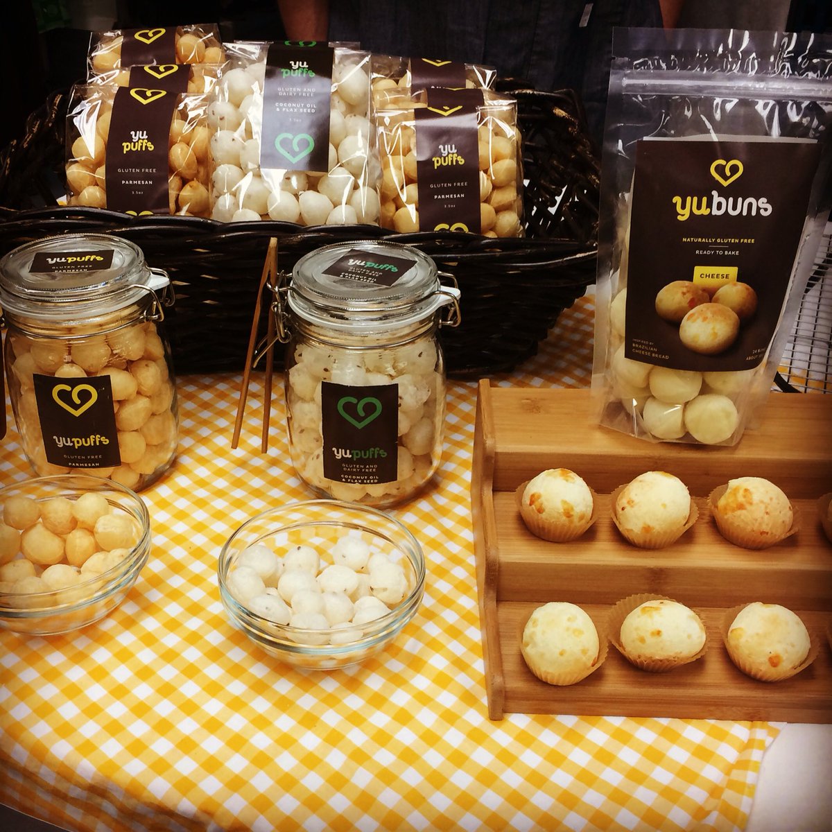 YuBakery's tweet photo. Our family is getting bigger! πAt @ESpaceNYC Anniversary officially launching #YuBuns ! #GlutenFree #BrazilianSnack https://t.co/bQVYdJIB8f