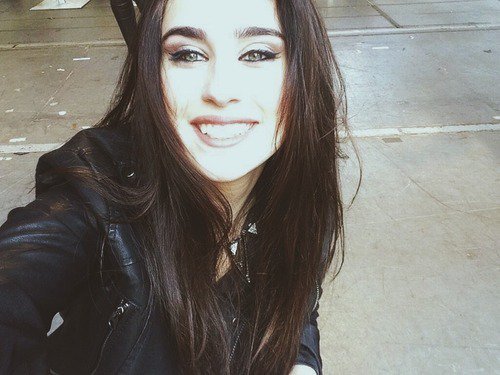 JaureguiFM_ILY's tweet photo. Amo su sonrisa

#Harmonizers #iHeartAwards #BestFanArmy https://t.co/ZAmSZHHMfZ
