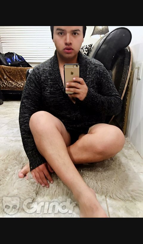 GrindrTijuana's tweet photo. Aqui tenemos ala mixteca, la malinche, la reyna.
Estas bien culera para creerte tanto
#sorrynotsorry #gaytijuana https://t.co/IoVETvK3up