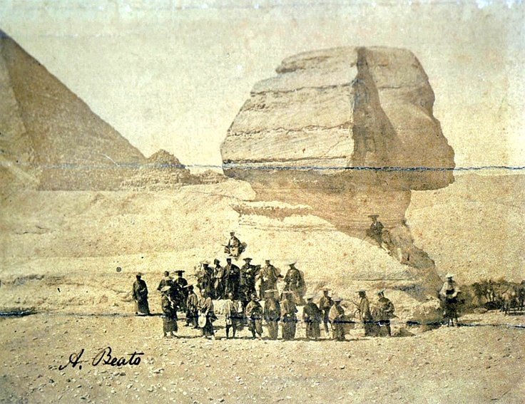 HistoryInPics's tweet photo. A group of samurai in front of the Sphinx, Egypt, 1863. https://t.co/9Y3gzaF018
