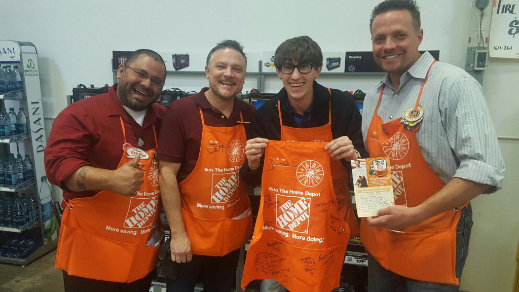 New cashier Daniel representing cashier of the month for March.  10 for CF 99% scan 25 credit apps #pacnorth proud