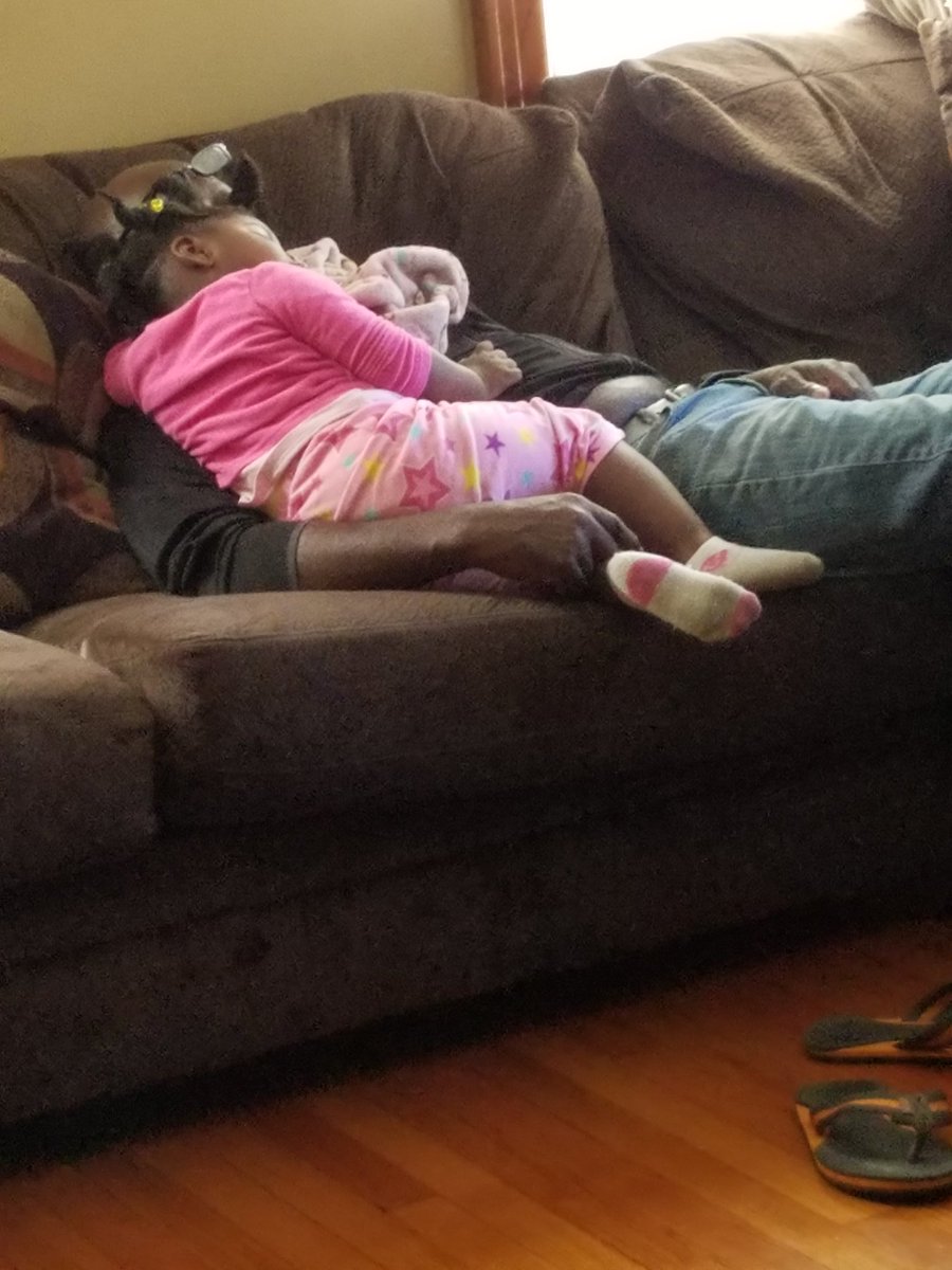 AdassaCox's tweet photo. My dad and my niece #CuteInTheMorning https://t.co/g89fEXPsjm